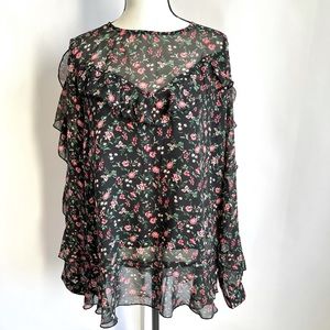 NWOT Suzanne Betro Long Sleeve Flower Top